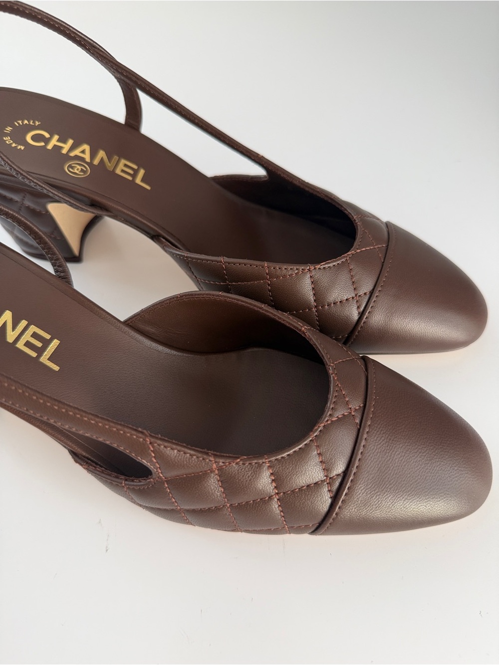 CHANEL QUILTED SLINGBACK MID HEELS - Picture 3 of 5